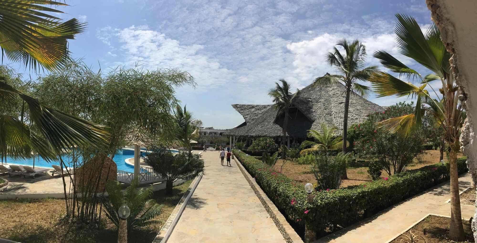 Twiga Beach Resort 와타무 외부 사진